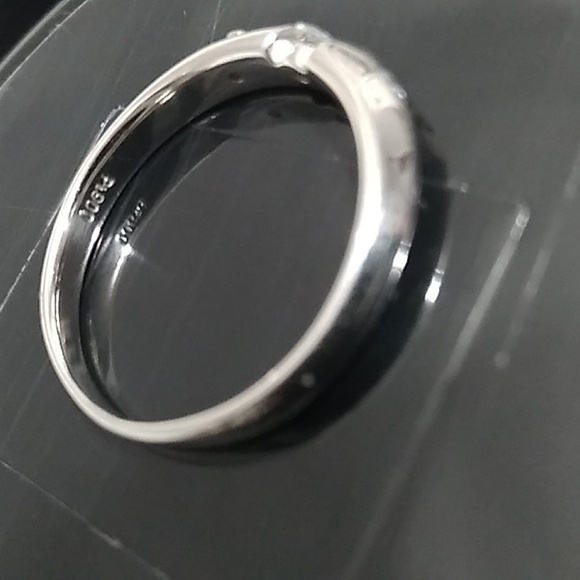 SALE! Authentic Platinum 0.1ct Genuine Diamond Ring 💍 Size 6 Gently Worn - Picture 4 of 12